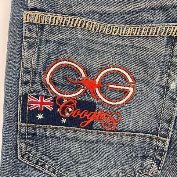 Coogi Australia Men's Distressed Relaxed Straight Jeans Blue Denim Size W34 L32 - Picture 1 of 13